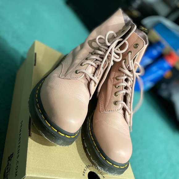 FOR SALE, DM - Picture 3 of 5